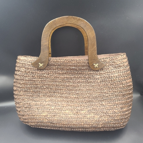 Woven Flower purse with wooden handles - Picture 2 of 3